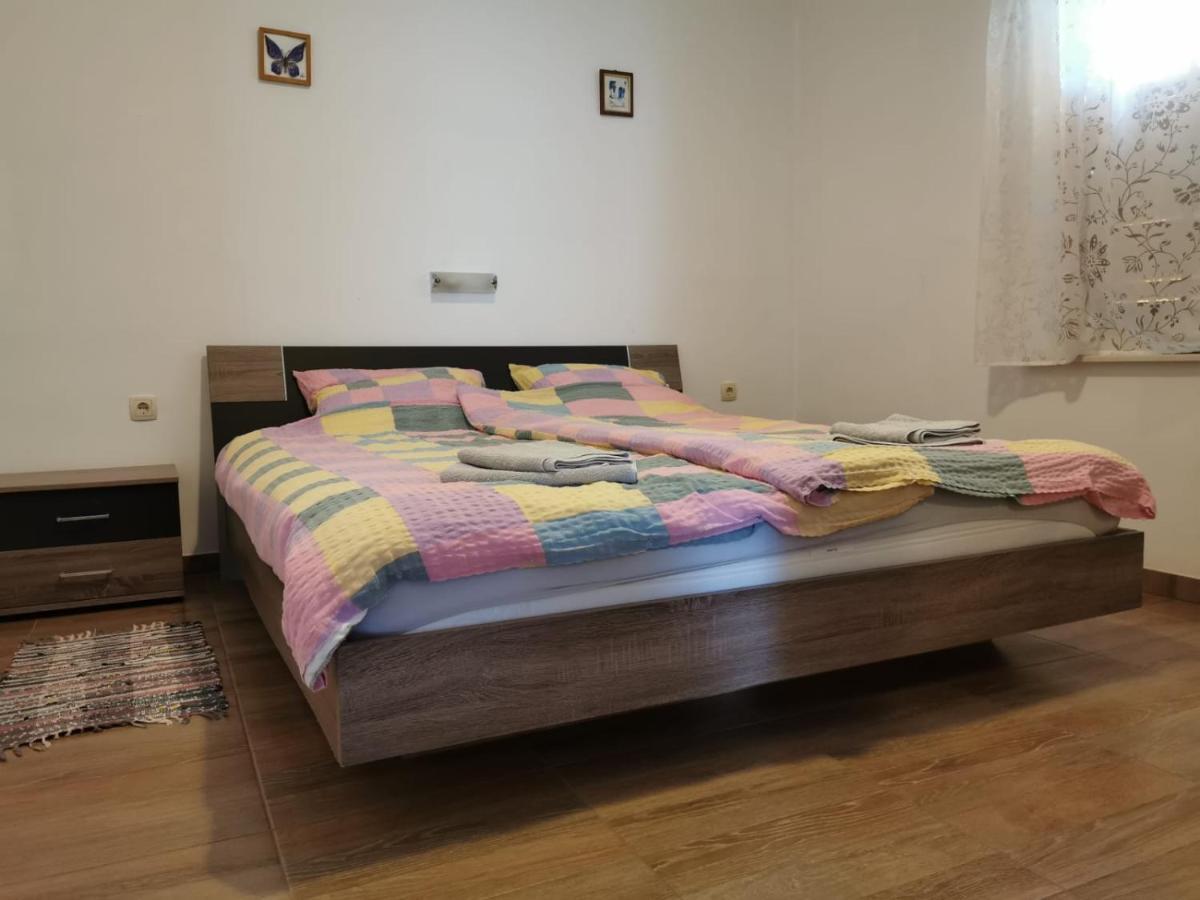 Kod Male Gospe Villa Tribunj  Ngoại thất bức ảnh