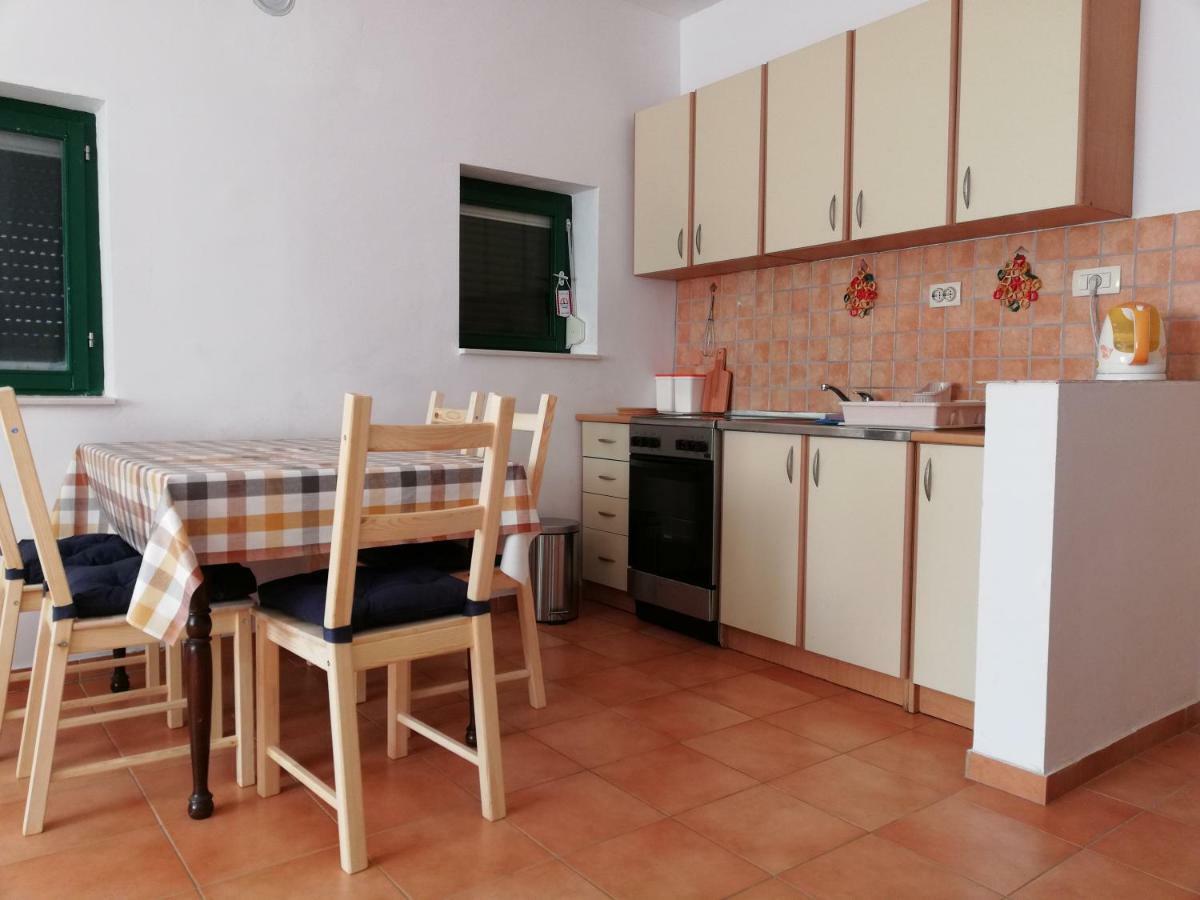 Kod Male Gospe Villa Tribunj  Ngoại thất bức ảnh